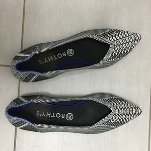 Rothy’s pointy toe shoes
